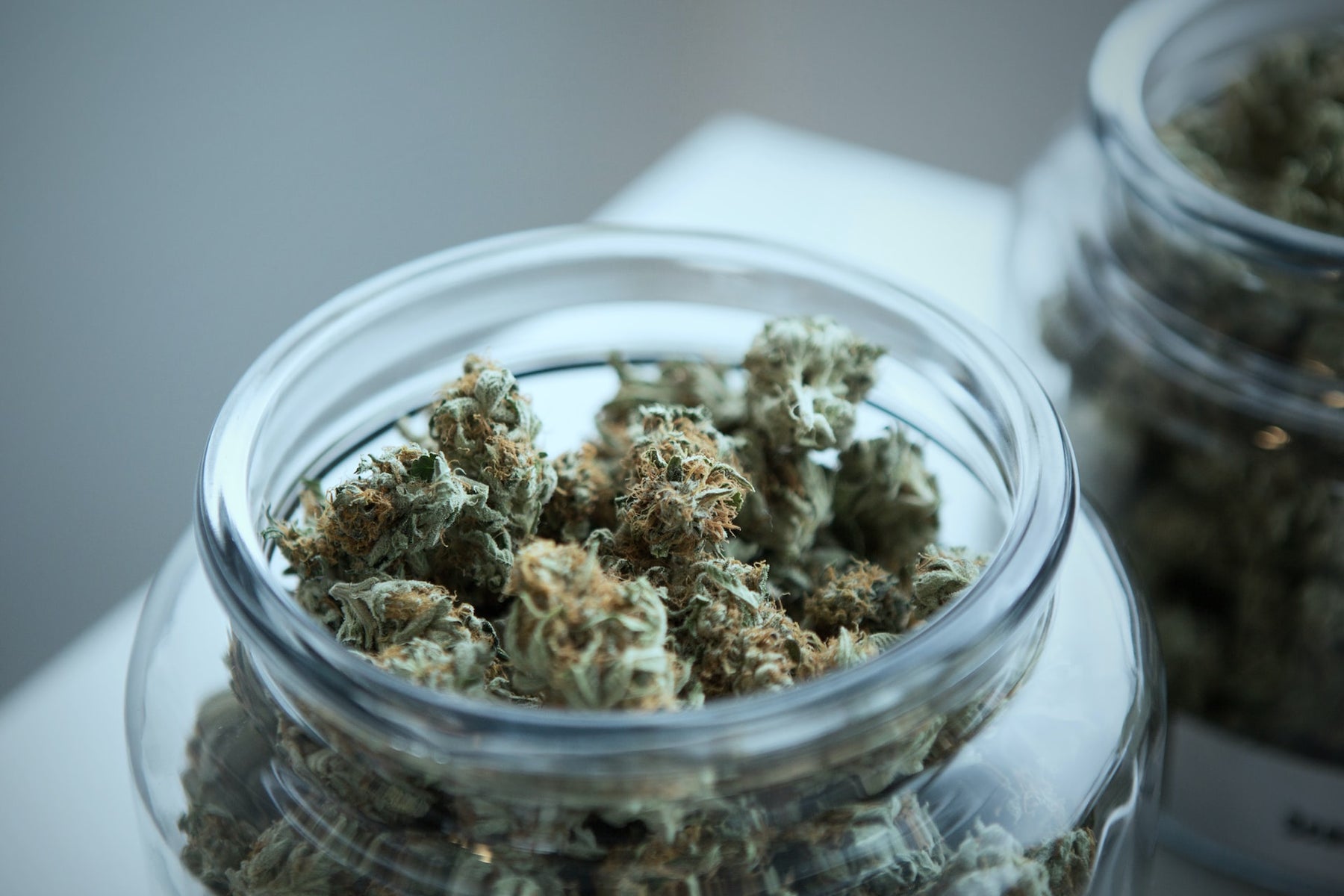 How to keep weed fresh?