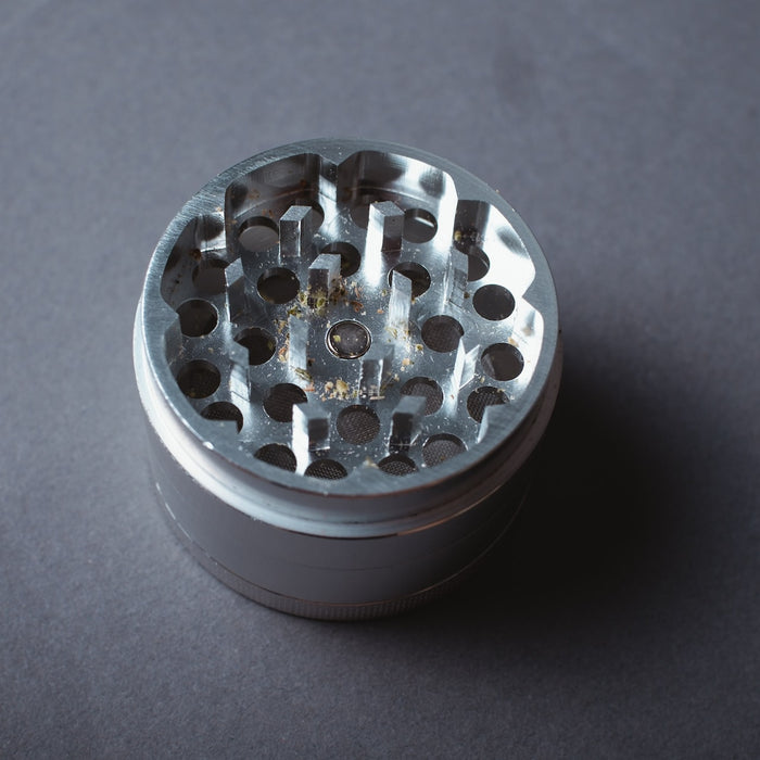 How to Clean Metal Grinder