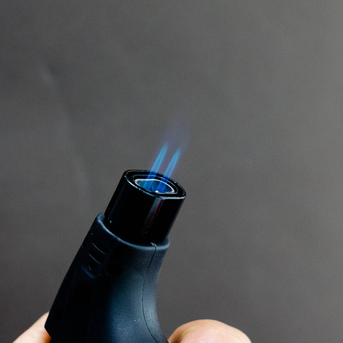 Newport Zero | Easy grip dual flame micro torch lighter [ZEUS003R]