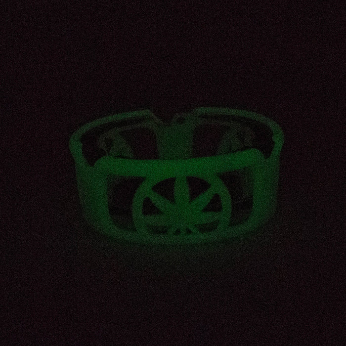 Grow in the dark premium glass ashtray Box of 6 Glass Ashtray 777 Smoke