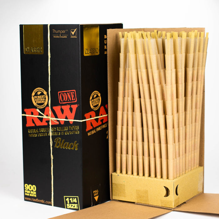 RAW | Classic Black 1 1/4 Prerolled Cones Bulk - 900 ROLLING PAPER ONE