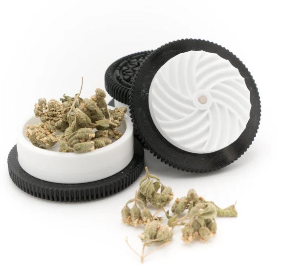 COOKIE HERB GRINDER 2 LAYER Display of 24 Display Pack NIBO Distribution