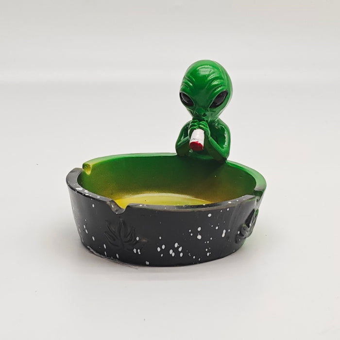 Alien Leaf Ashtray Resin Ashtray Super Supplys Inc Design 3