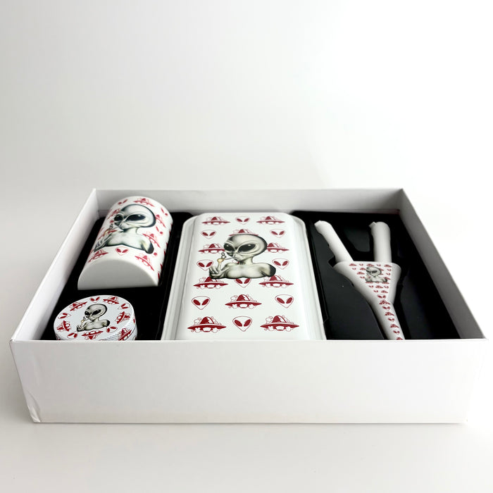 Smoking Alien Accessory Gift Set Bundle Super Supplys Inc