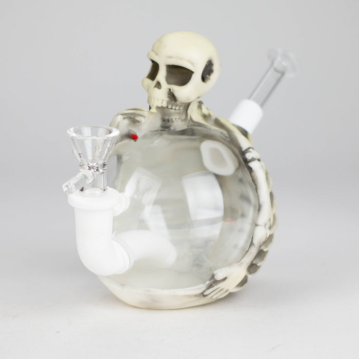 5.8" Resin Skull man Water pipe Resin · Silicone · Plastic Bong JJ Distribution