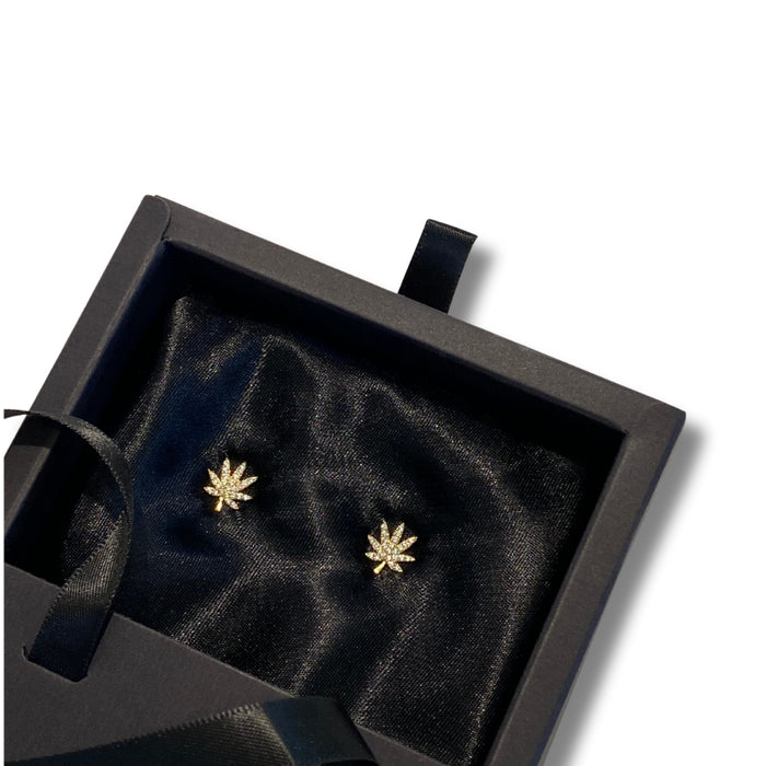 18K GOLD CANNABIS LEAF EARRING Jewelry The Kush Girls