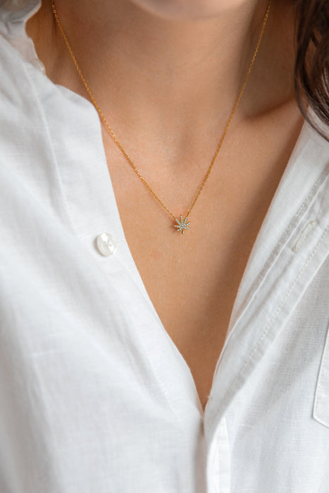 18K GOLD CANNABIS LEAF NECKLACE Jewelry The Kush Girls