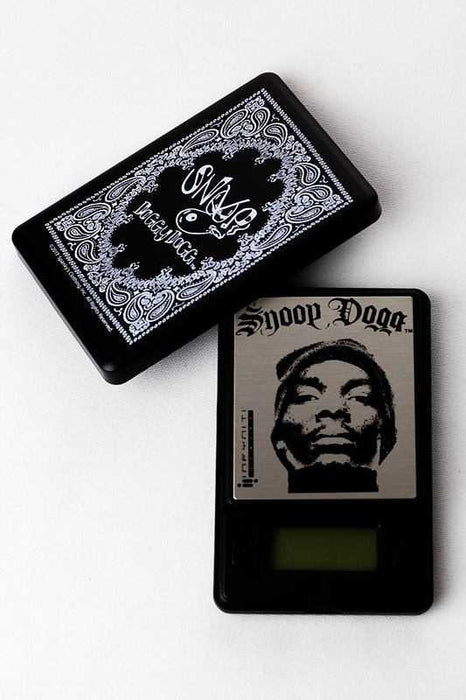 Snoop Dogg SNV-50 scale- - One Wholesale