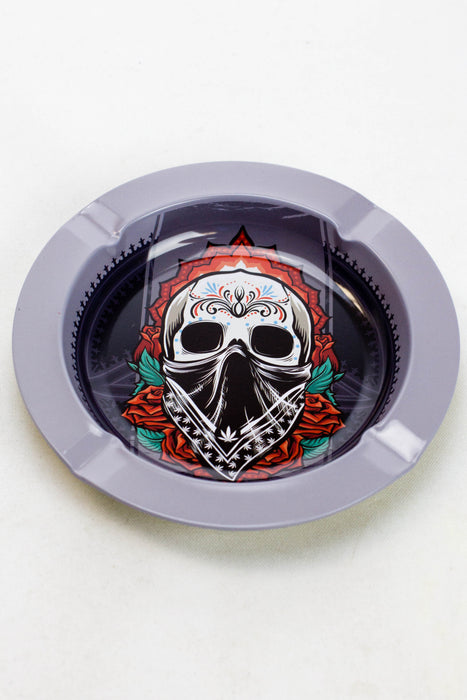 Smoke Arsenal round metal ashtray-Blunt and bandana's - One Wholesale