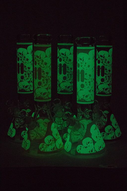 14" Infyniti Skull Glow in the dark 7 mm glass bong Glass Bong ONE