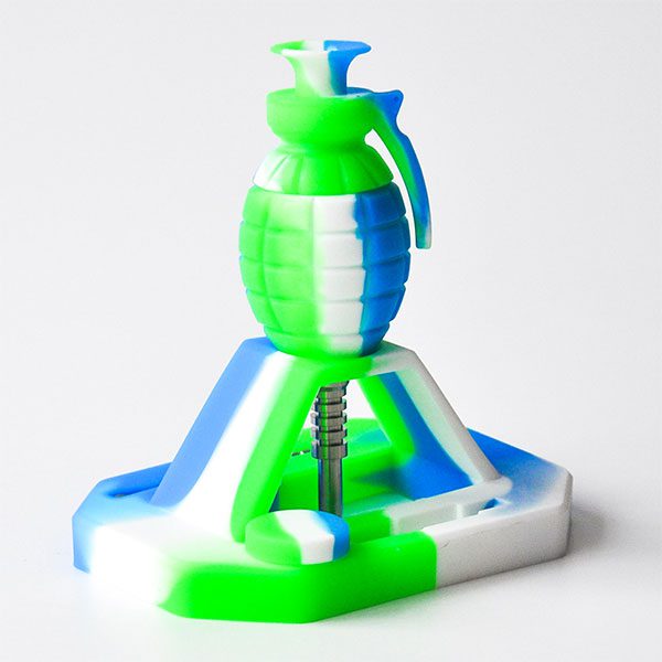 Grenade Silicone Nectar Collector Kit [AKNC] Glass Hand Pipe Canadian Distributor Green/Blue