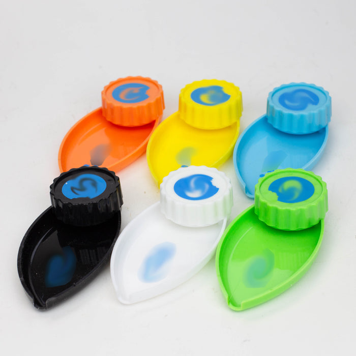 Plastic Grinder with mini leaf shape tray Box of 12 Herb Grinder BANKA